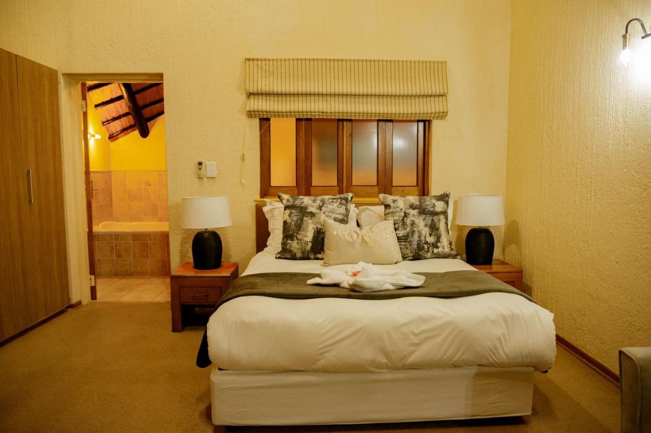 Inyamatane Luxury Lodge Hazyview Extérieur photo